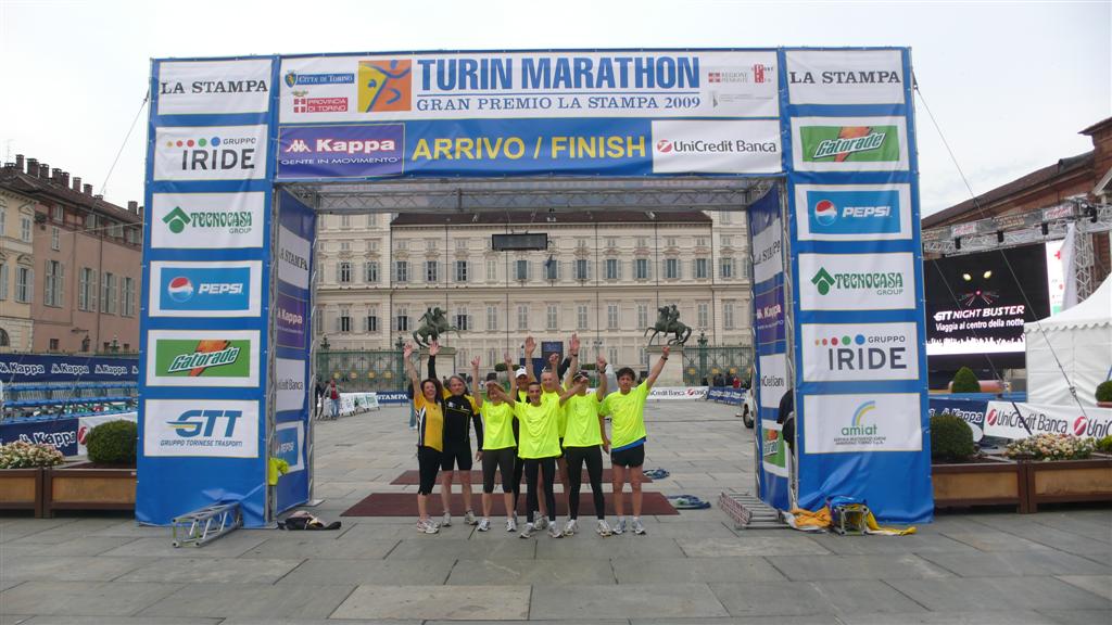Marathon de Turin, Hélène 1ere V2F et d’excellents temps pour nos amicouriens