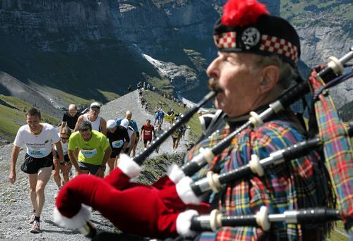 Marathon de la Jungfrau: « Sur nos monts, quand le soleil … »