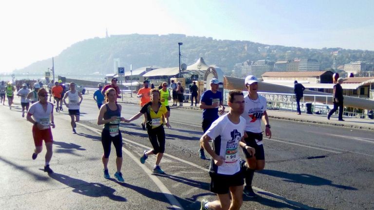 Hélène gagne le marathon de Budapest : « Hongrois » rêver !