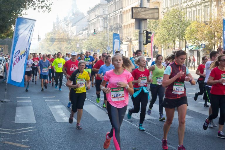 Deux belles photos du 10 km de Budapest