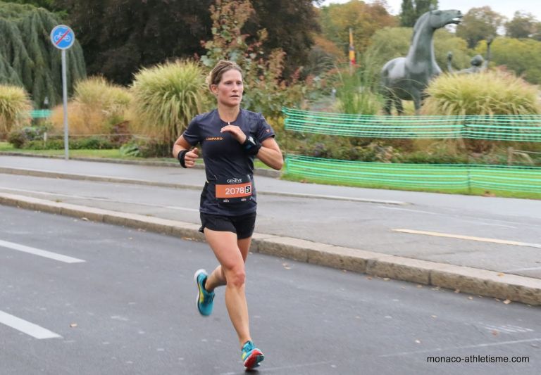 Virginie (3ème V1F) et Yves aux 20 kms de Genève