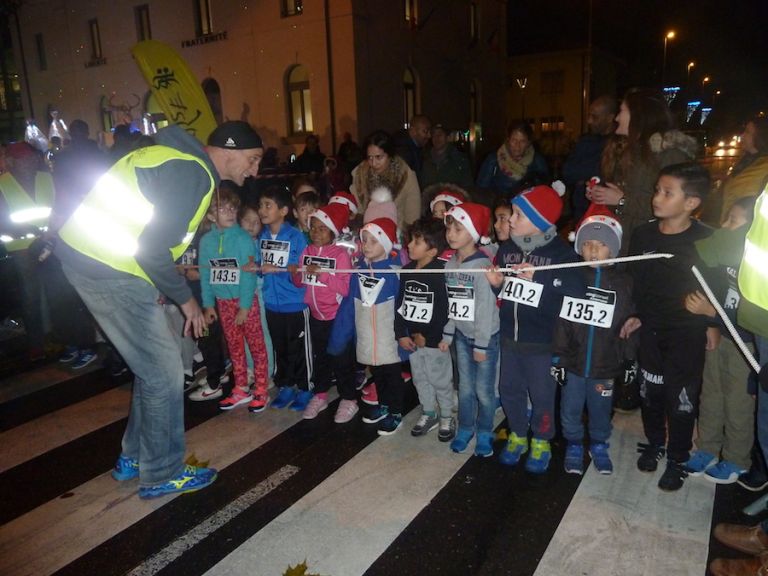 Illuminations et cross de Noel de Gaillard 2018