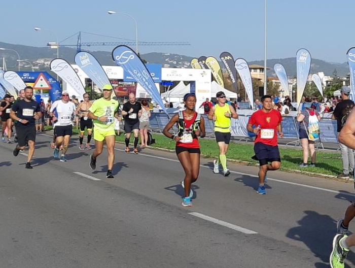 Melina au Zafiro Palma marathon pour courir son premier 21,097 km !!!